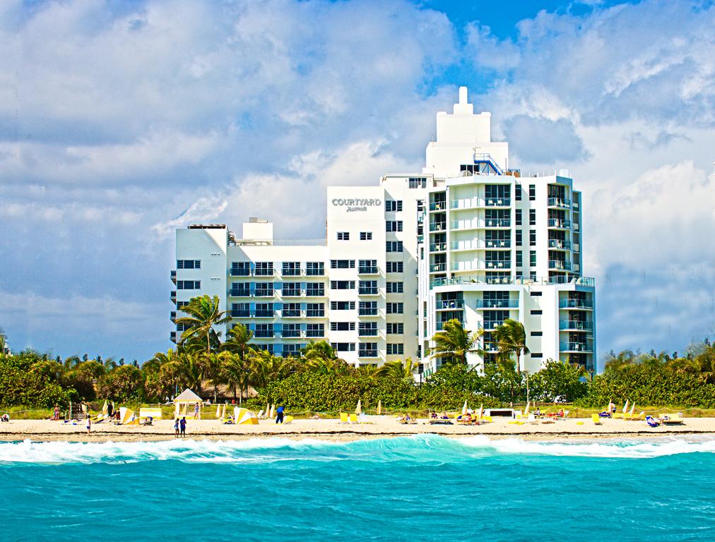 Courtyard Cadillac Miami Beach Oceanfront, фото