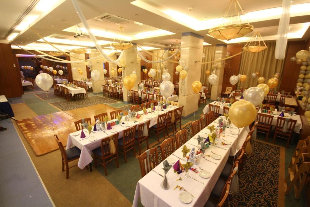 Lavender Hotel Sharjah ціна