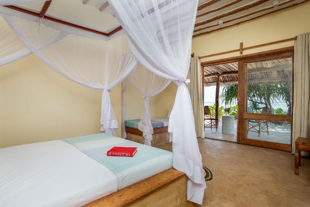 Отдых в отеле Marafiki Beach Hotel (Adults Only 16+) Матемве Танзания