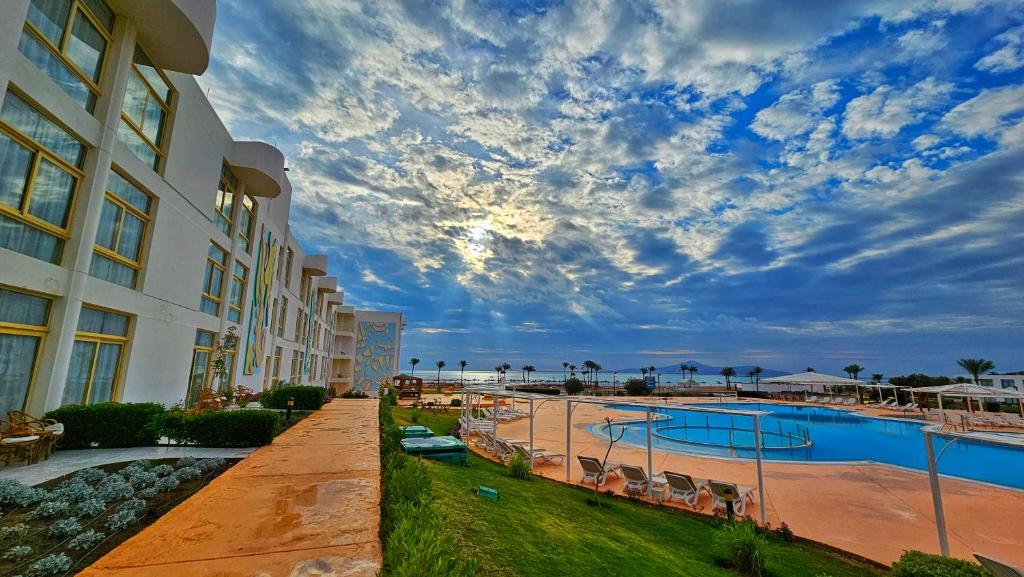 Amarina Sun & Star Resort (ex. Raouf Hotel), фото