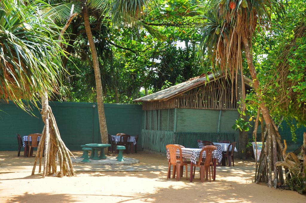 Туры в отель Green Shadows Beach Hotel Калутара Шри-Ланка