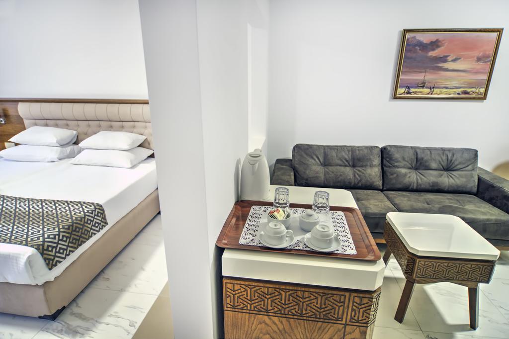 Odpoczynek w hotelu Adrovic Small Hotel