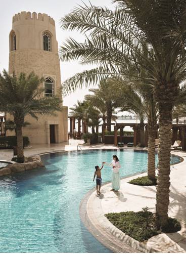 Горящие туры в отель Four Seasons Hotel Доха (пляж)