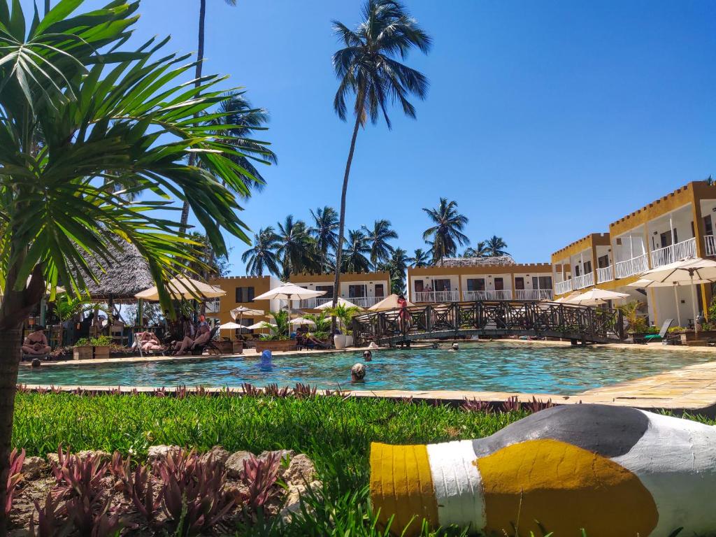 Отдых в отеле Zanzibar Bay Resort Уроа