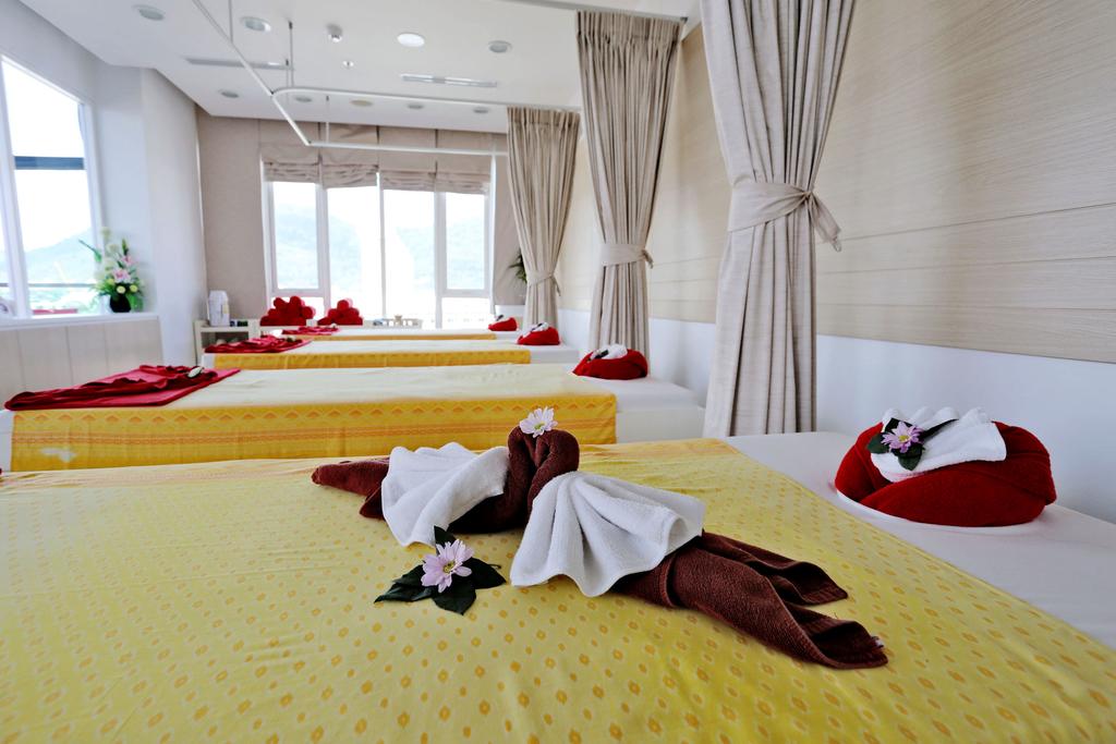 Отзывы про отдых в отеле, Sleep With Me Design Hotel @ Patong