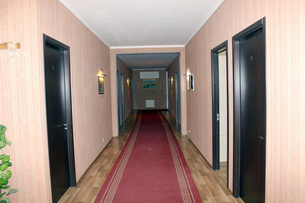 Darchi Hotel (ex. Darchi Palace), photo