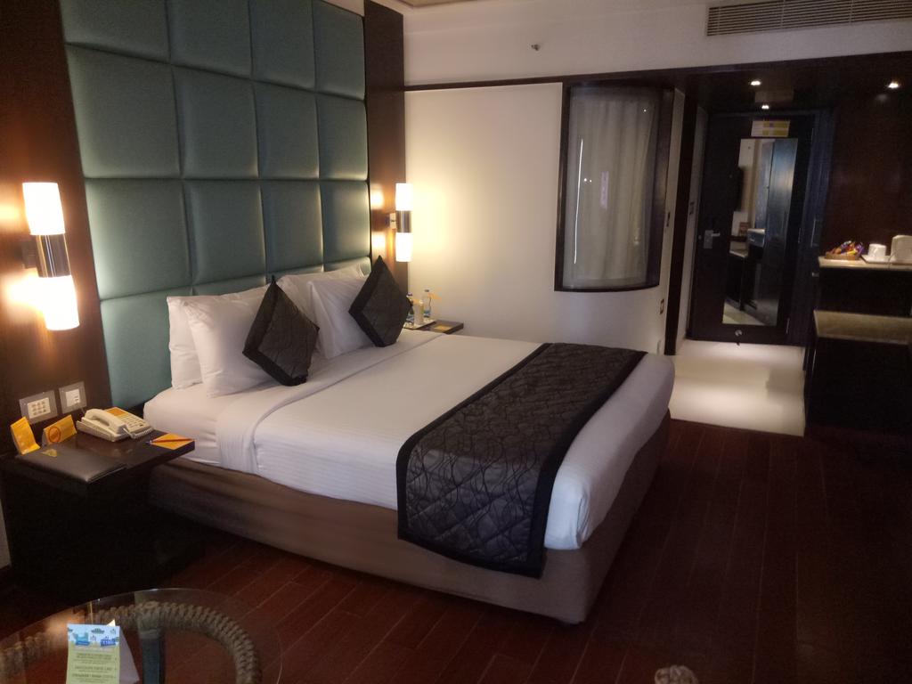 Отдых в отеле Iris Hotel Bangalroe Бангалор