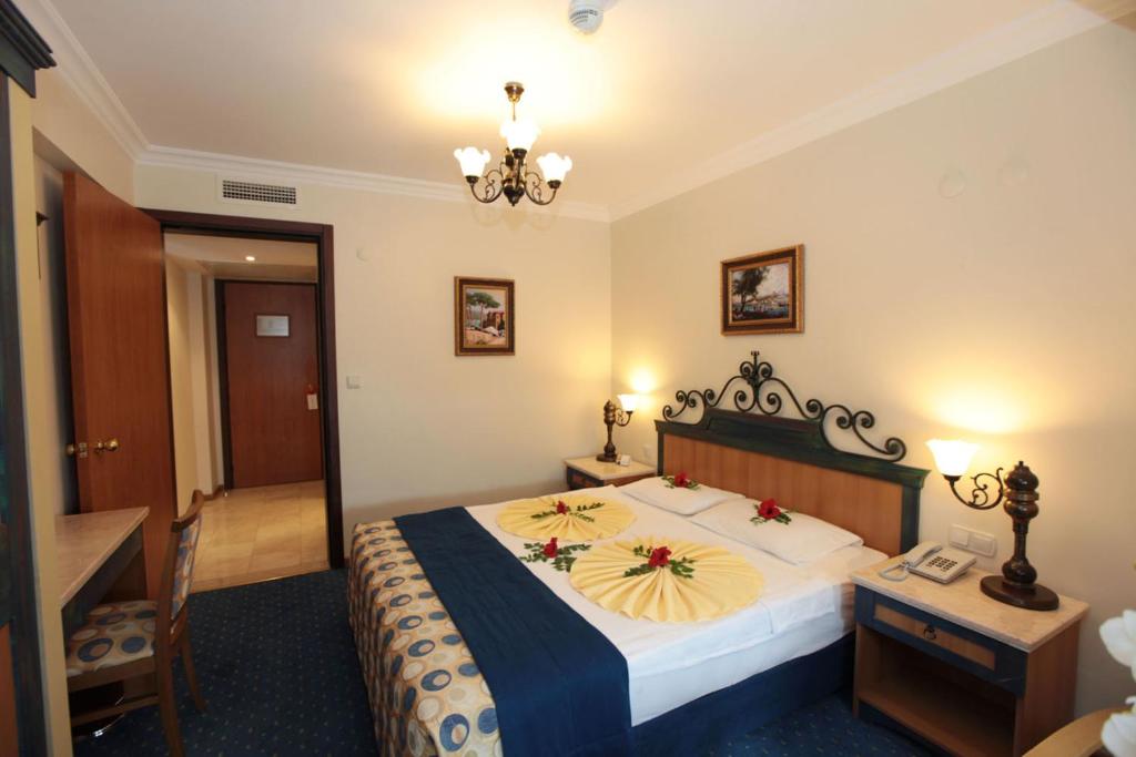 Відпочинок в готелі Club Yali Hotels & Resort Кушадаси Туреччина