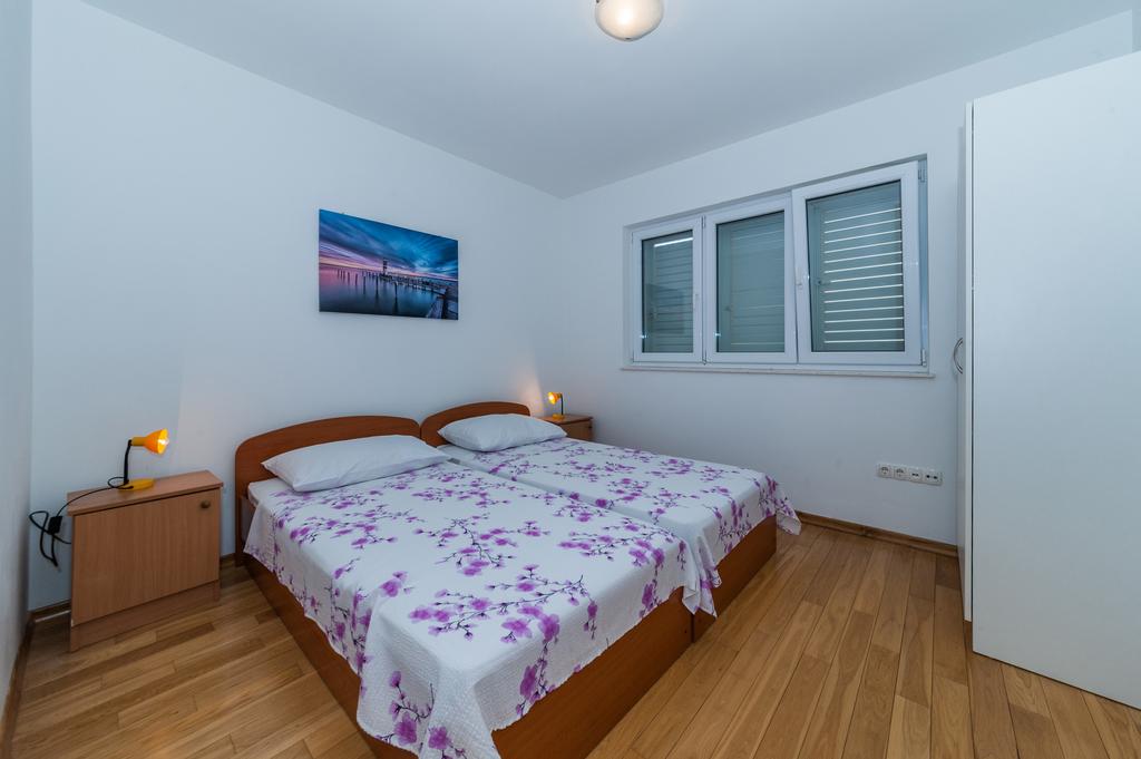 Apartment Vlado Makarska, Макарска цены