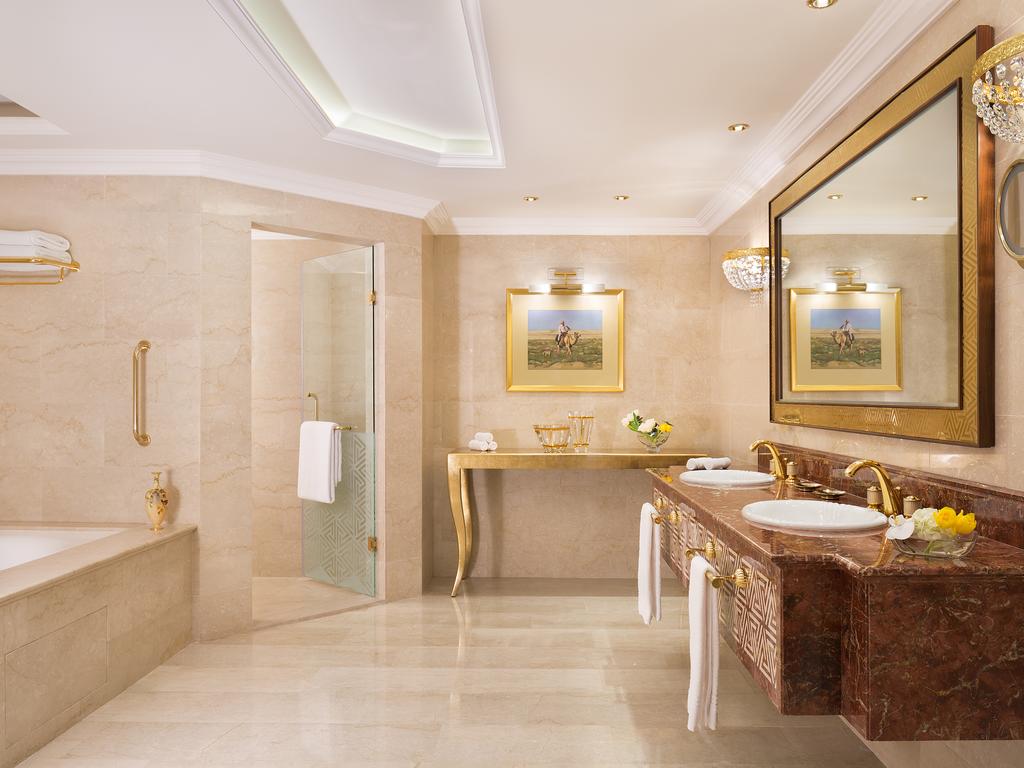 Отзывы про отдых в отеле, Sheraton Grand Doha Resort & Convention Hotel