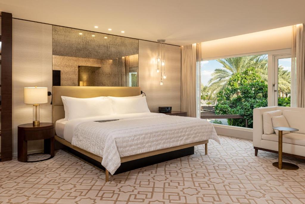 Відпочинок в готелі Le Méridien Dubai Hotel & Conference Centre
