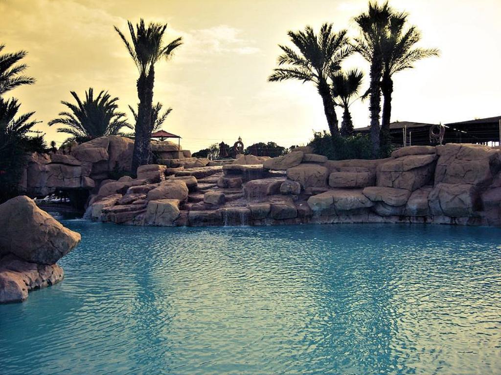 Wakacje hotelowe Sahara Beach Hotel Monastyr