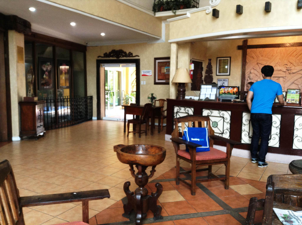 Туры в отель Crown Regency Residences Davao
