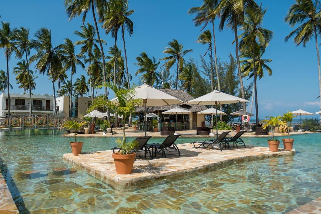 Отдых в отеле Zanzibar Bay Resort