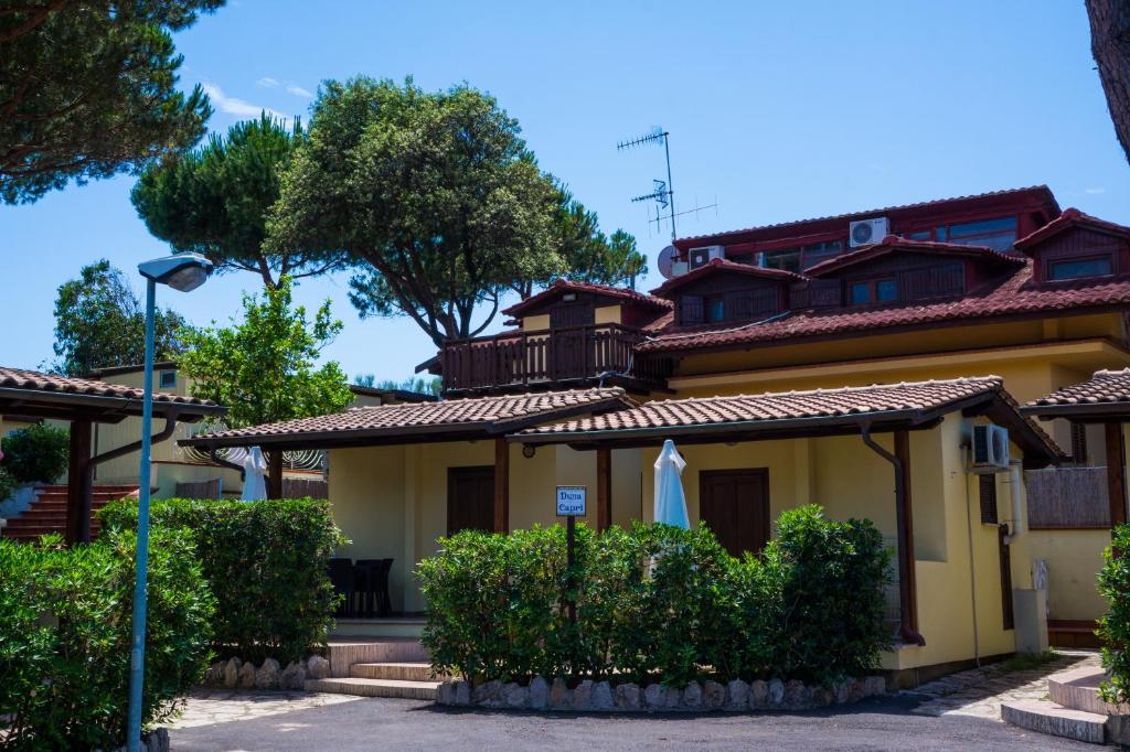 Відпочинок в готелі Holiday Village (Lido Di Fondi) Сперлонга