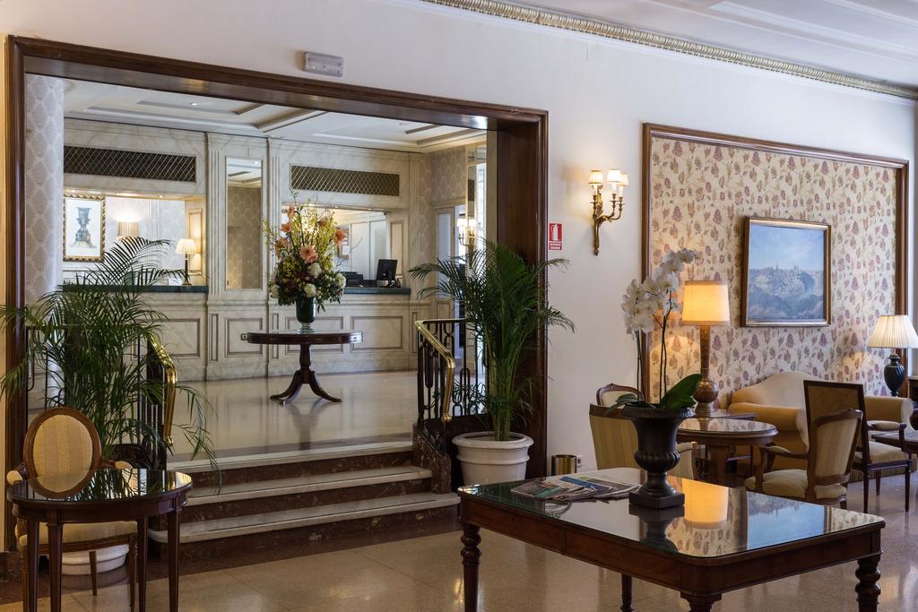 Горящие туры в отель Principe Pio Мадрид Испания