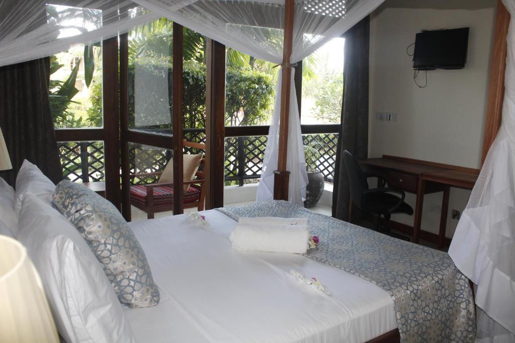 Цены в отеле Zanzibar Star Resort