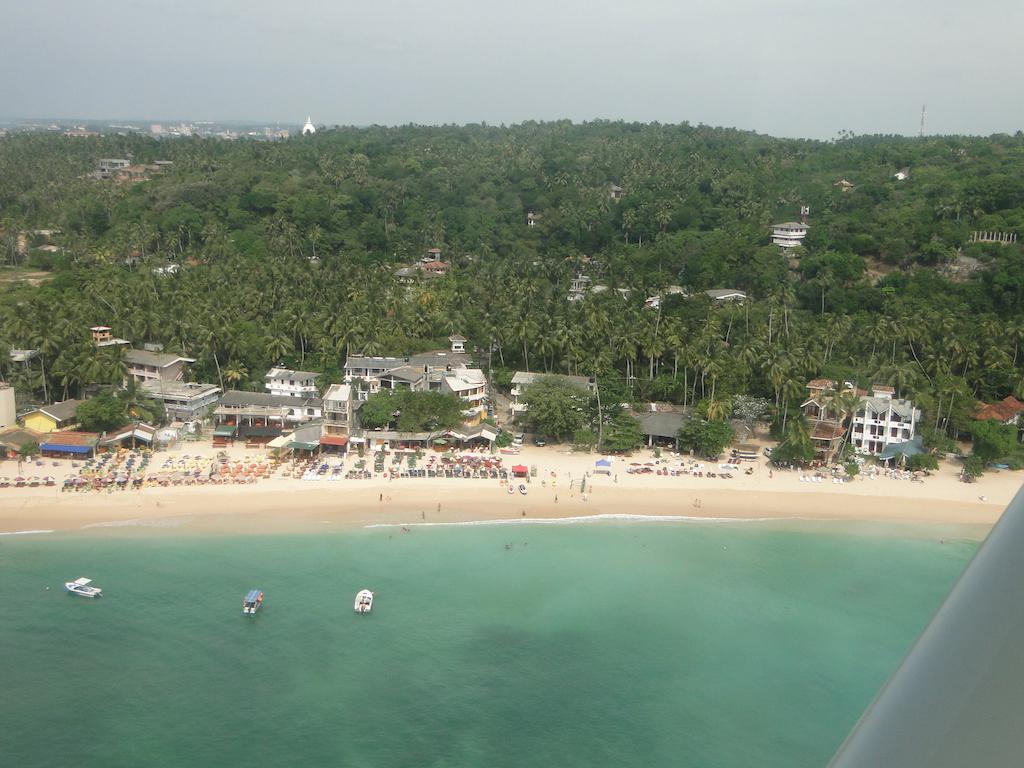 Гарячі тури в готель Thaproban Beach House Унаватуна Шрі-Ланка