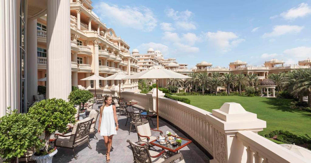 Отзывы об отеле Raffles The Palm Dubai (ex. Emerald Palace Kempinski)
