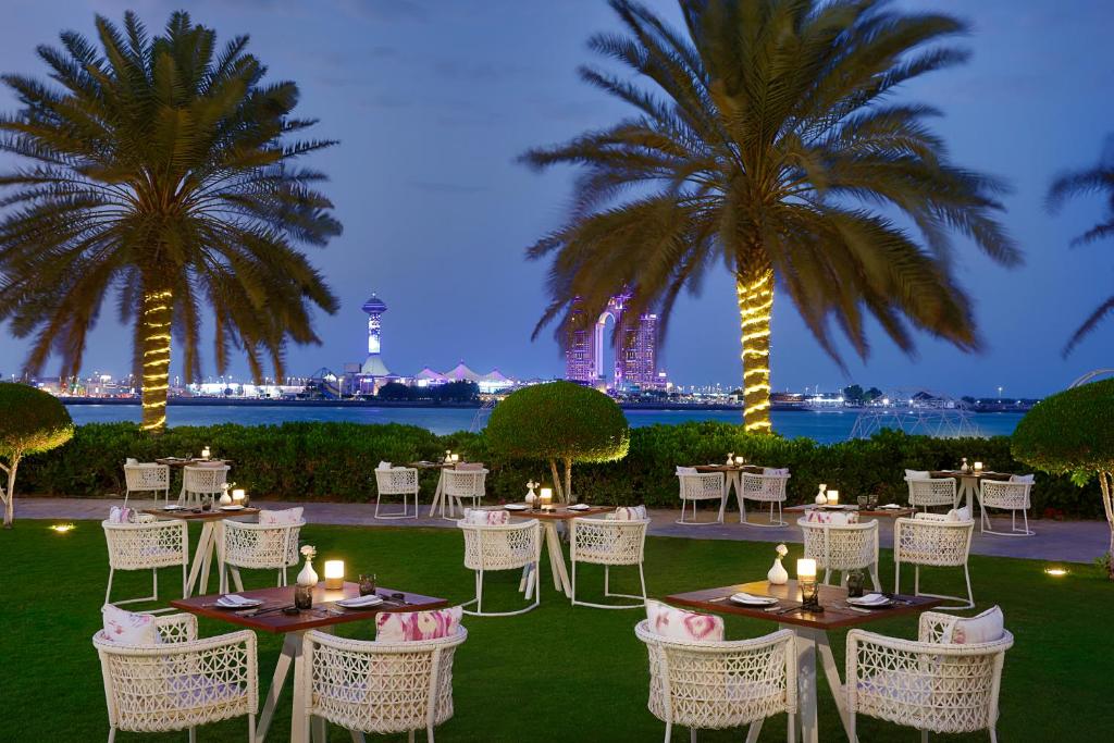 Отдых в отеле The St. Regis Abu Dhabi Абу-Даби