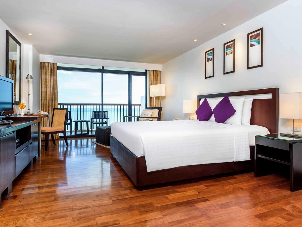 Туры в отель Radisson Resort & Spa Hua Hin (ex. Novotel Hua Hin Cha Am Beach Resort)