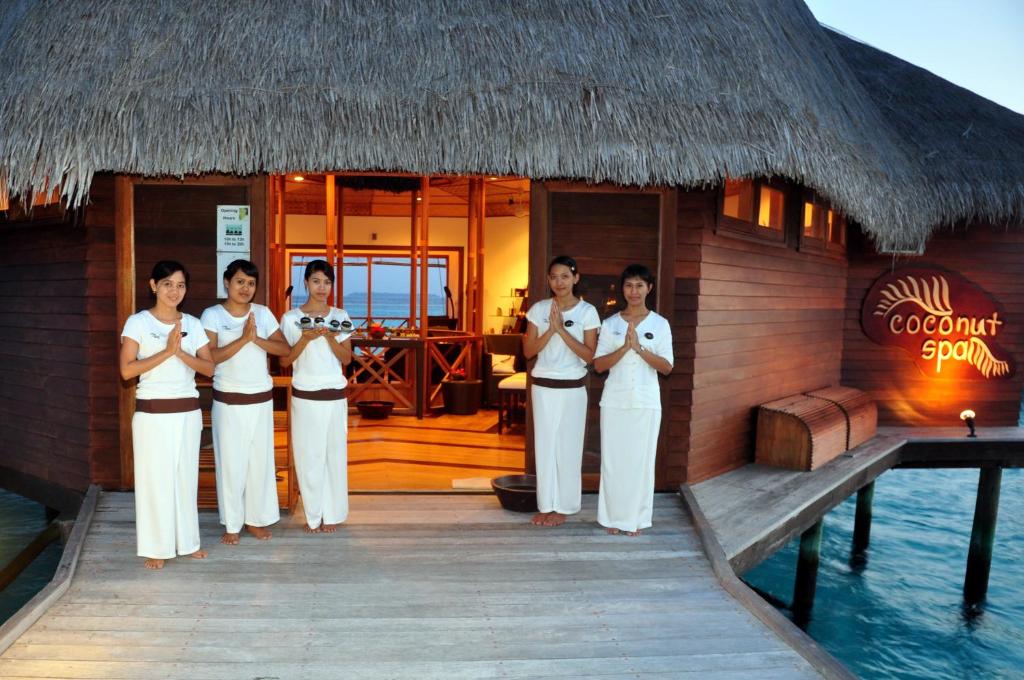 Туры в отель Thulhagiri Island Resort Северный Мале Атолл Мальдивы