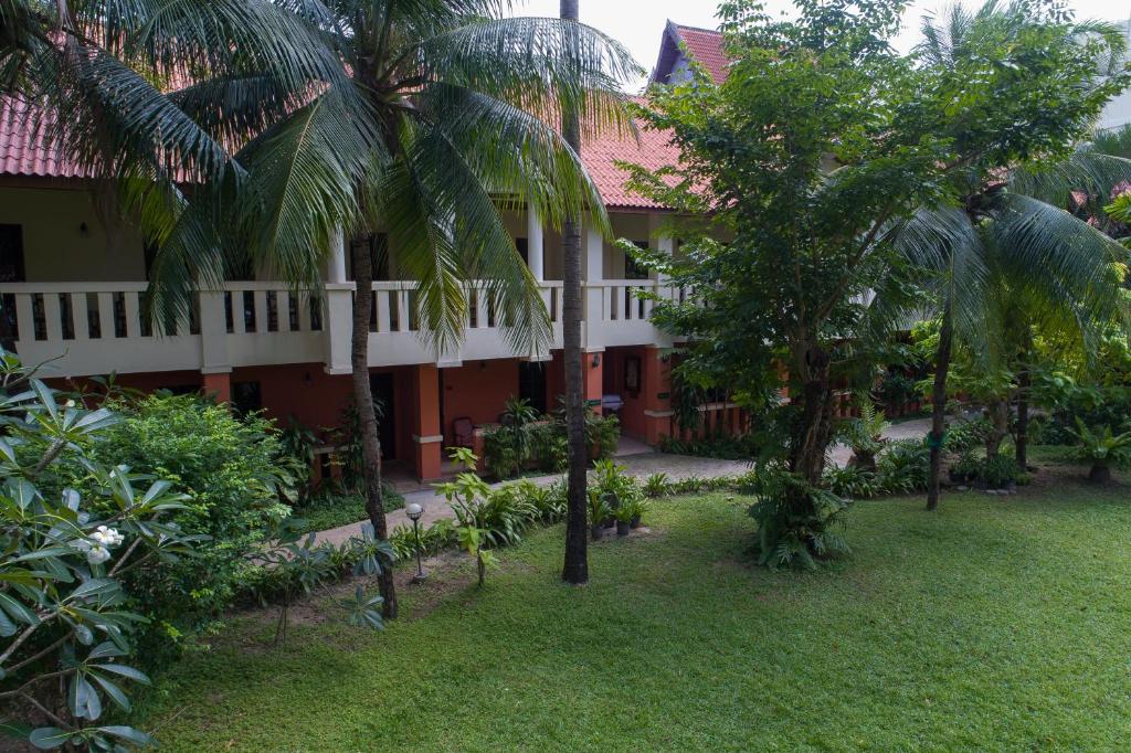 Отдых в отеле Patong Leelavadee Phuket (ex. Hyton Leelavadee) Пхукет