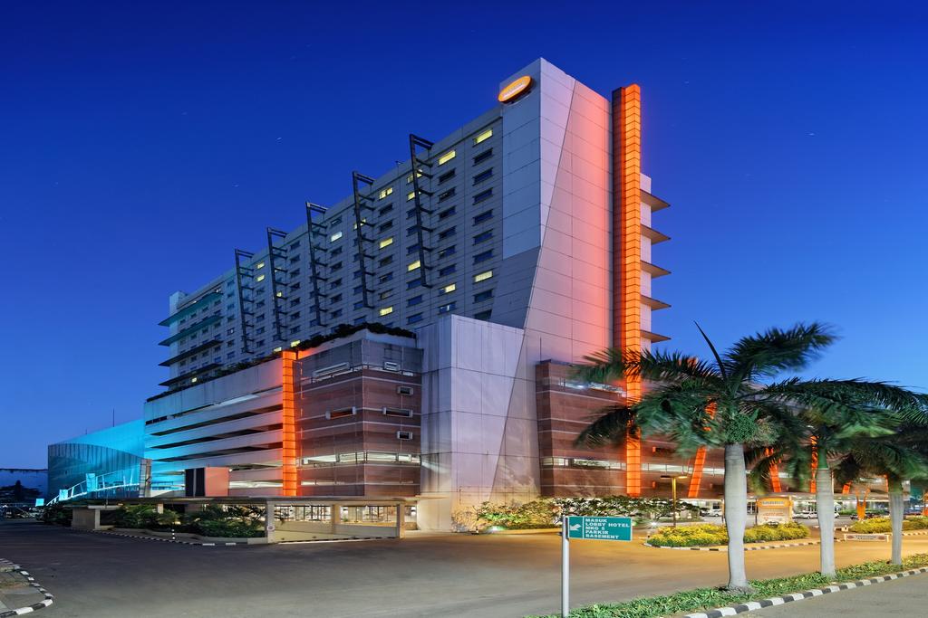 Harris Hotel & Convention Kelapa Gading Jakarta Индонезия цены