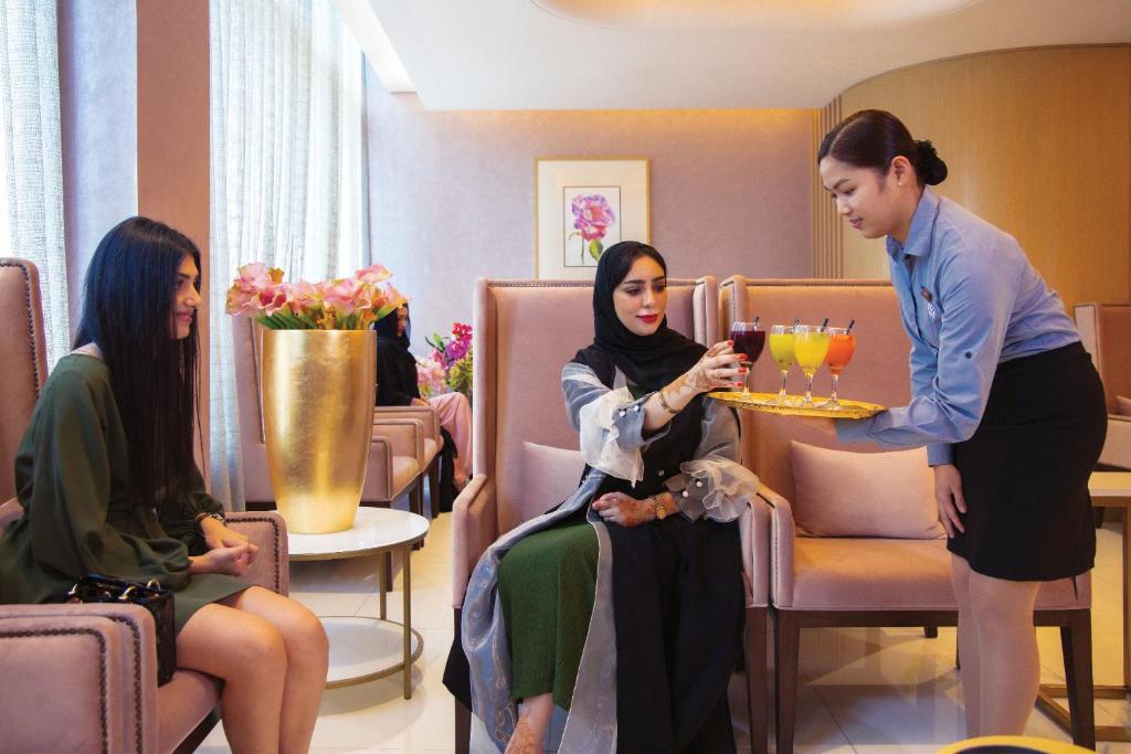 Recenzje turystów Pullman Hotel Sharjah