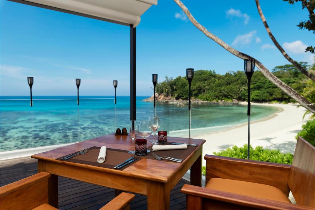 Отзывы гостей отеля Avani Seychelles Barbarons Resort & Spa