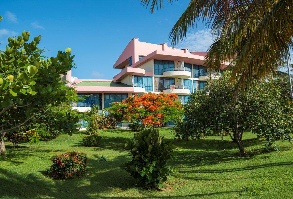 Тури в готель Gran Caribe Playa De Oro (ex. Mercure Playa De Oro)