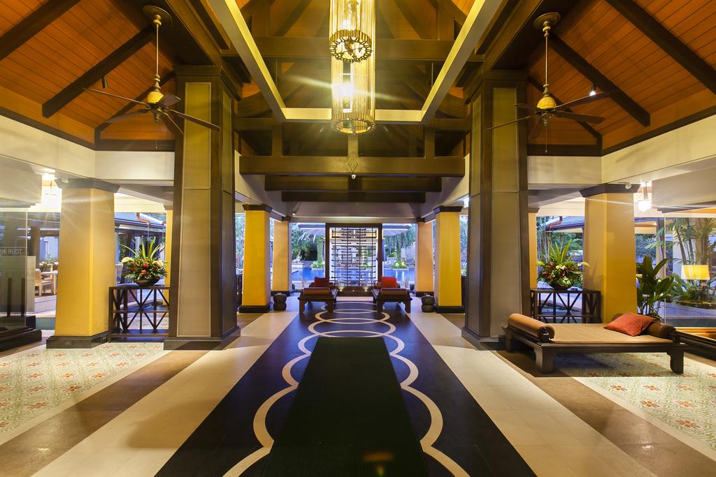 Hotel guest reviews Holiday Inn Phuket