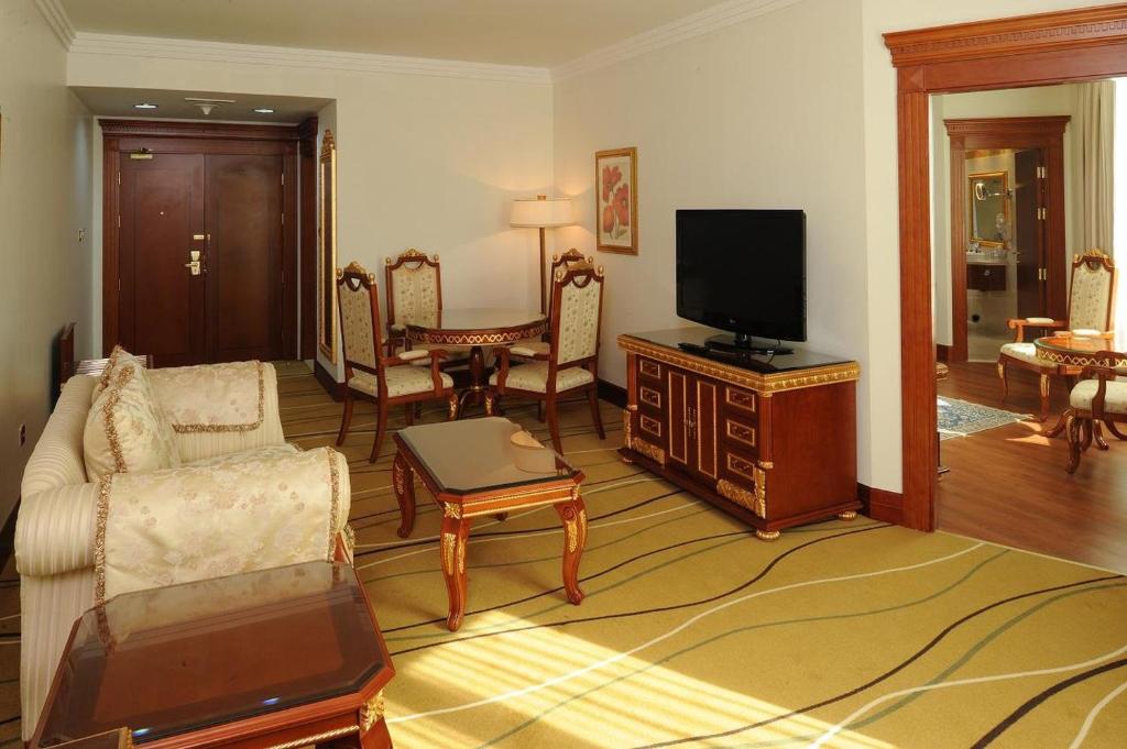 Opinie gości hotelowych Holiday Inn Bur Dubai - Embassy District