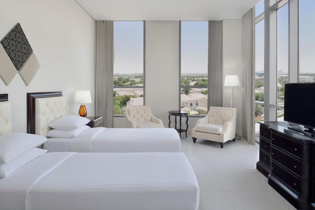 Delta Hotels by Marriott Dubai Investment Park, фото