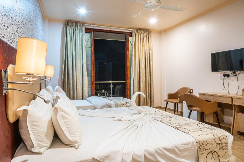 Sunrise Beach Guest House Мальдивы цены