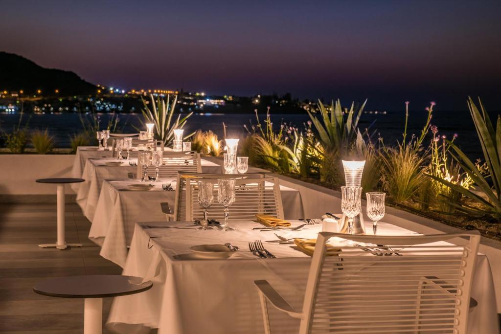 Гарячі тури в готель I Resort Beach Hotel & Spa Іракліон Греція