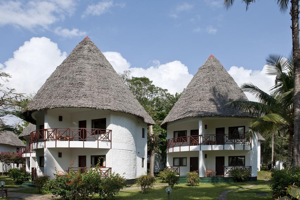 Mombasa Neptune Village Beach Resort & Spa ceny