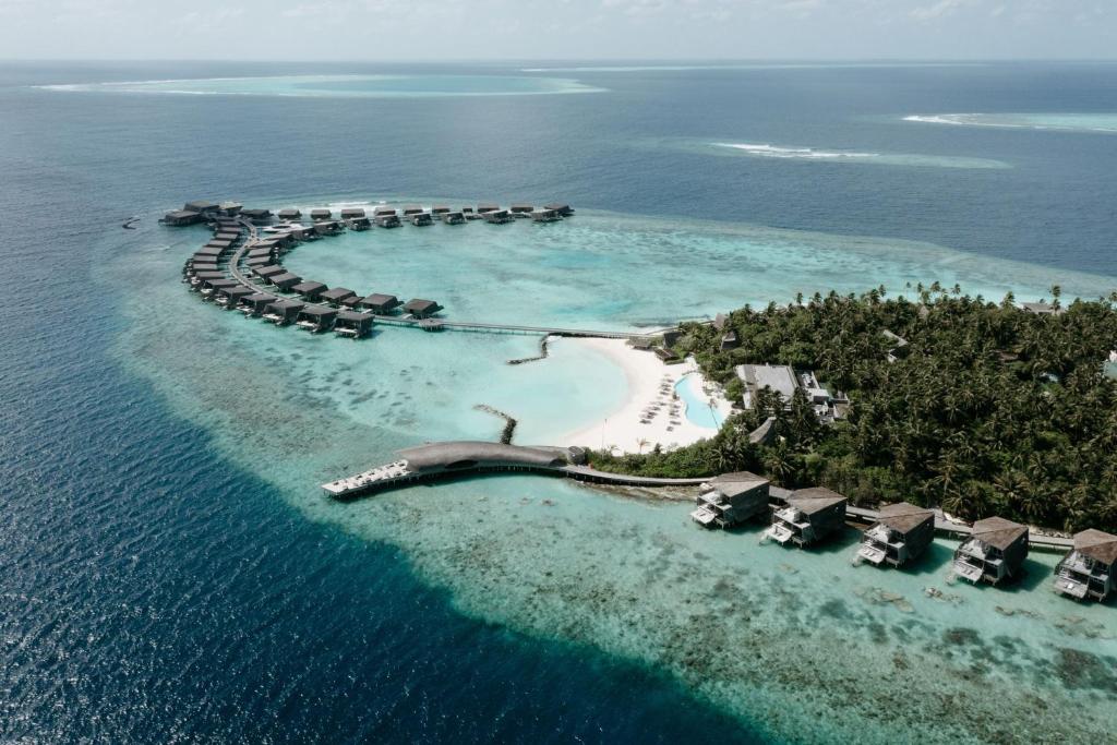 Відгуки про відпочинок у готелі, The St. Regis Maldives Vommuli Resort