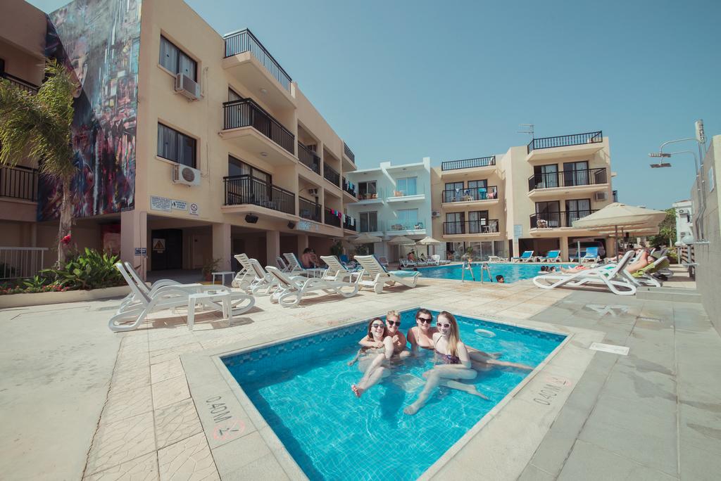 Готель, Кіпр, Ая-Напа, A. Maos Hotel Apartments