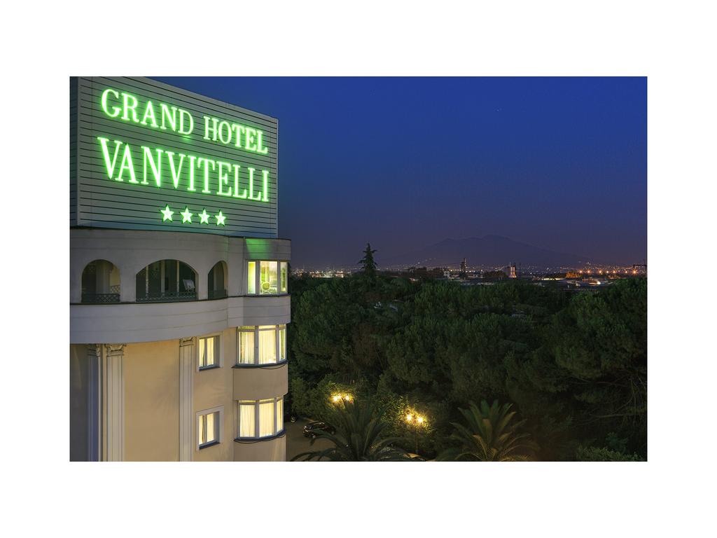 Горящие туры в отель Grand Hotel Vanvitelli Неаполь Италия