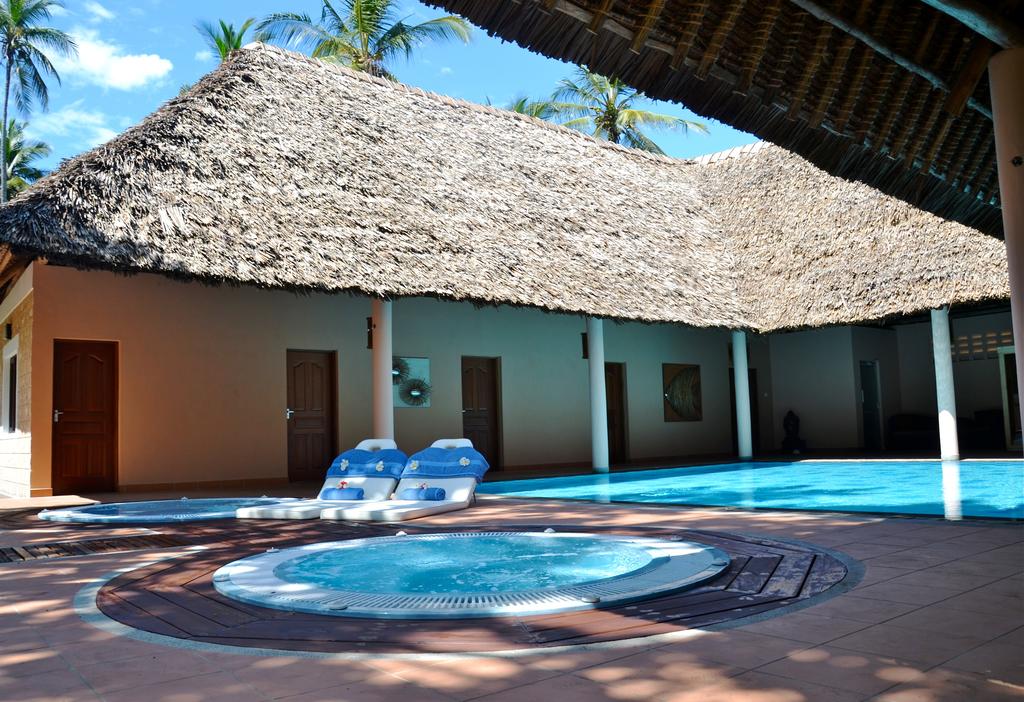 Neptune Village Beach Resort & Spa, Кенія, Момбаса