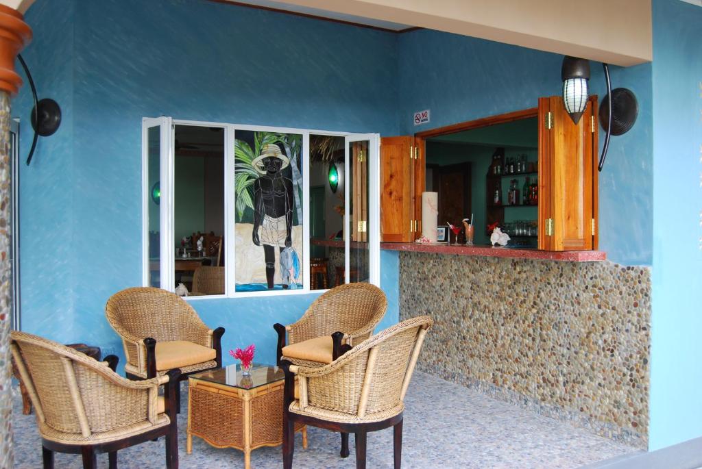 The Islander Hotel, Праслин (остров), Сейшелы, фотографии туров
