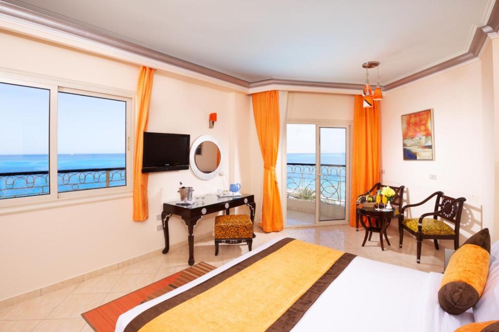 Tours to the hotel Sphinx Aqua Park Beach Resort Hurghada Egypt