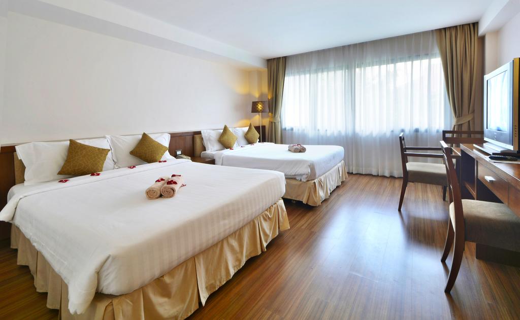 Відпочинок в готелі Patong Palace Hotel Патонг Таїланд