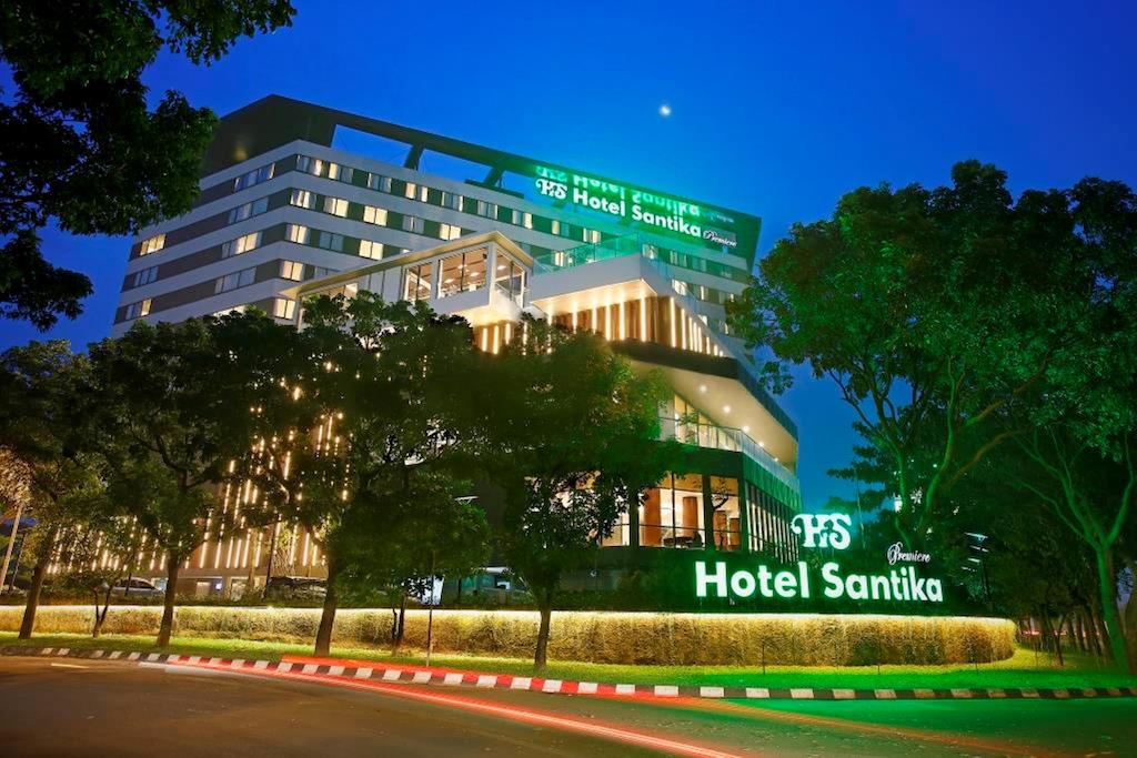 Tours to the hotel Santika Premiere Bintaro Jakarta