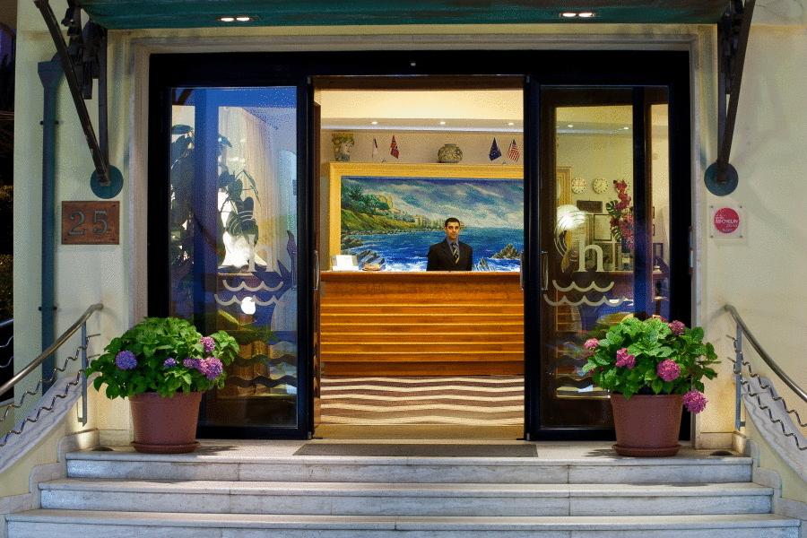 Opinie gości hotelowych Riva Del Sole Hotel (Cefalu)