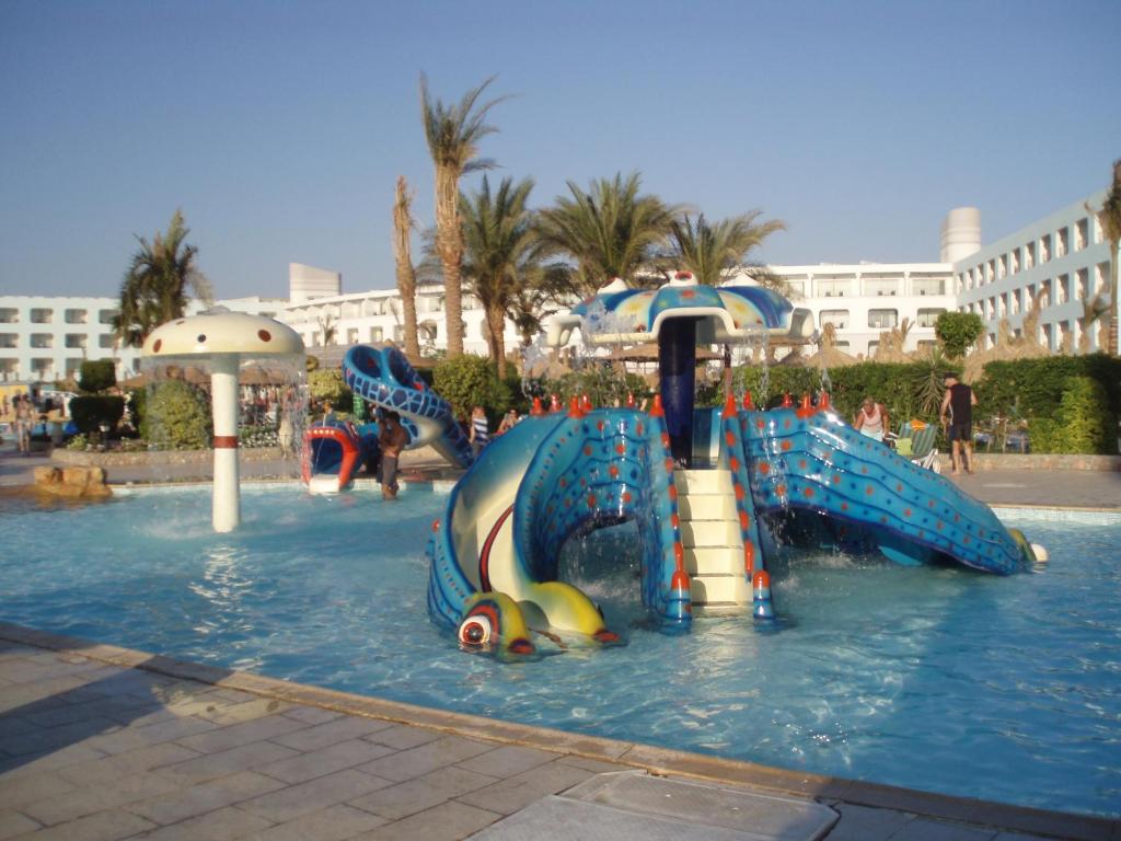 Hurghada Titanic Resort & Aqua Park (ex. Dessole)