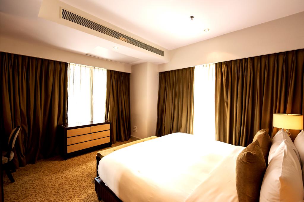 Горящие туры в отель Oakwood Premier Prestige Bangalore Бангалор