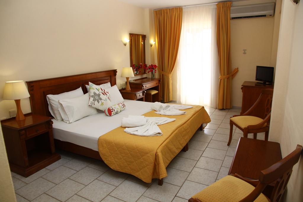 Tours to the hotel Alexander House Hotel Heraklion Greece