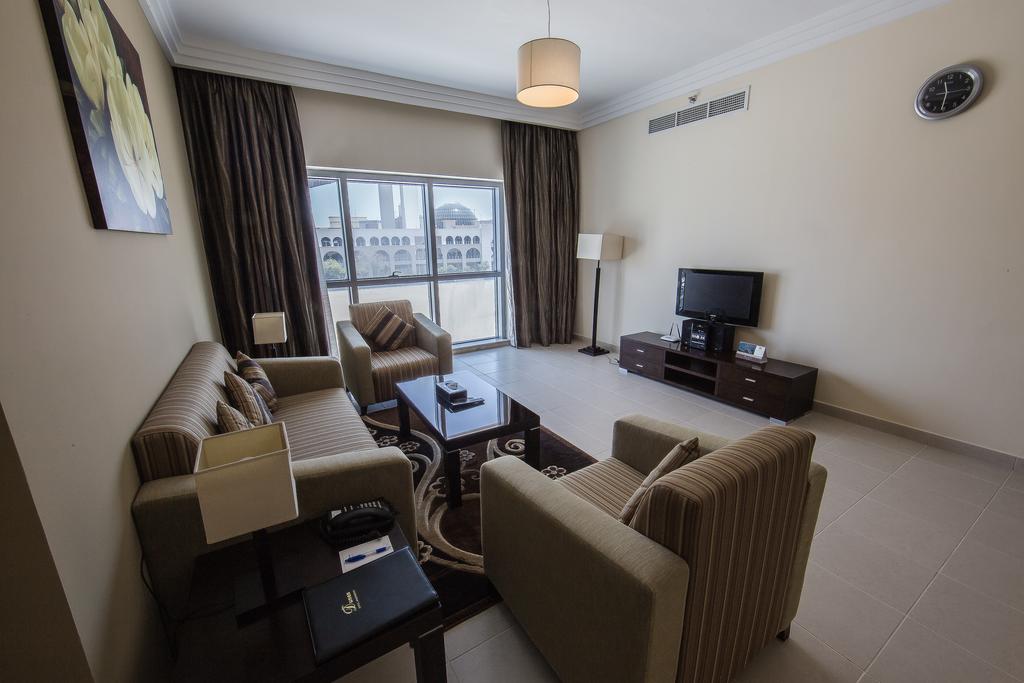 Отдых в отеле Dunes Hotel Apartment Al Barsha